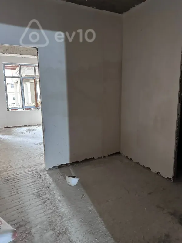 Satılır 3 otaqlı yeni tikili 106 m²