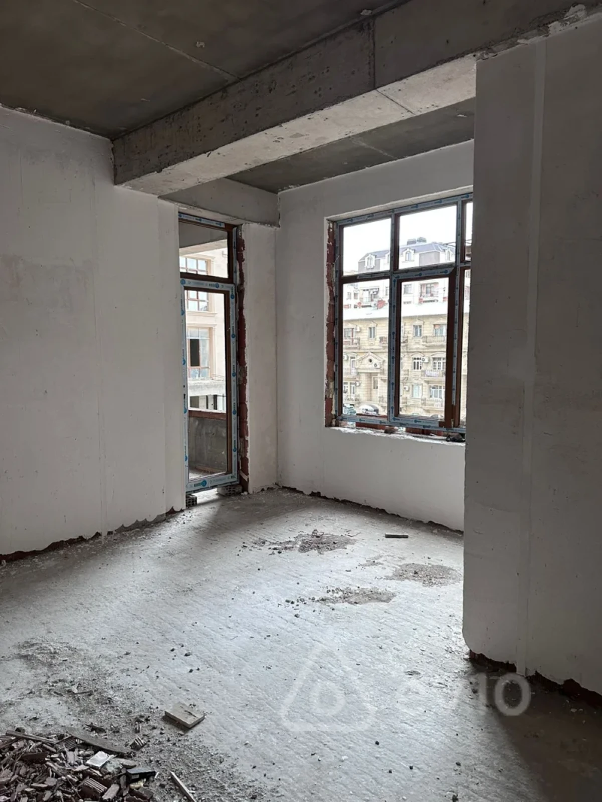 Satılır 3 otaqlı yeni tikili 106 m²