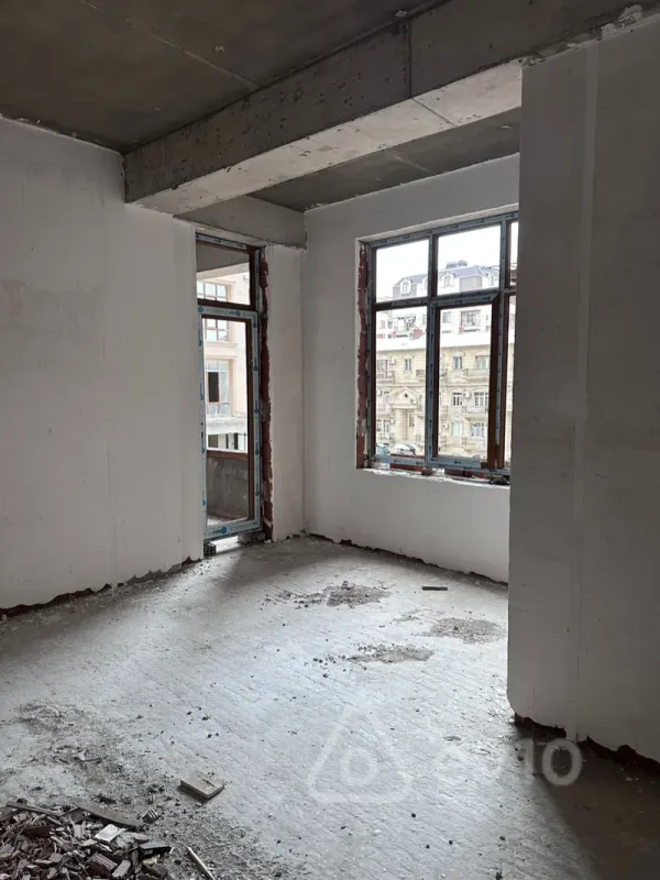 Satılır 3 otaqlı yeni tikili 106 m²