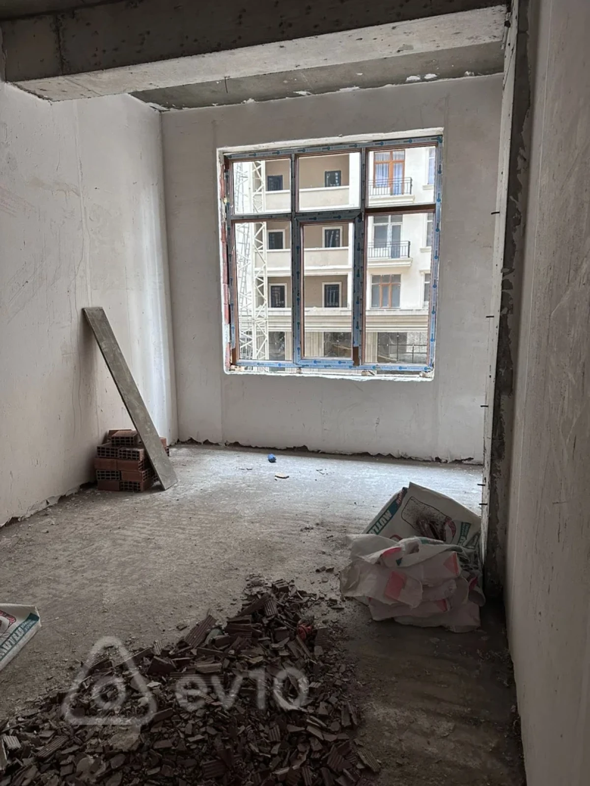 Satılır 3 otaqlı yeni tikili 106 m²