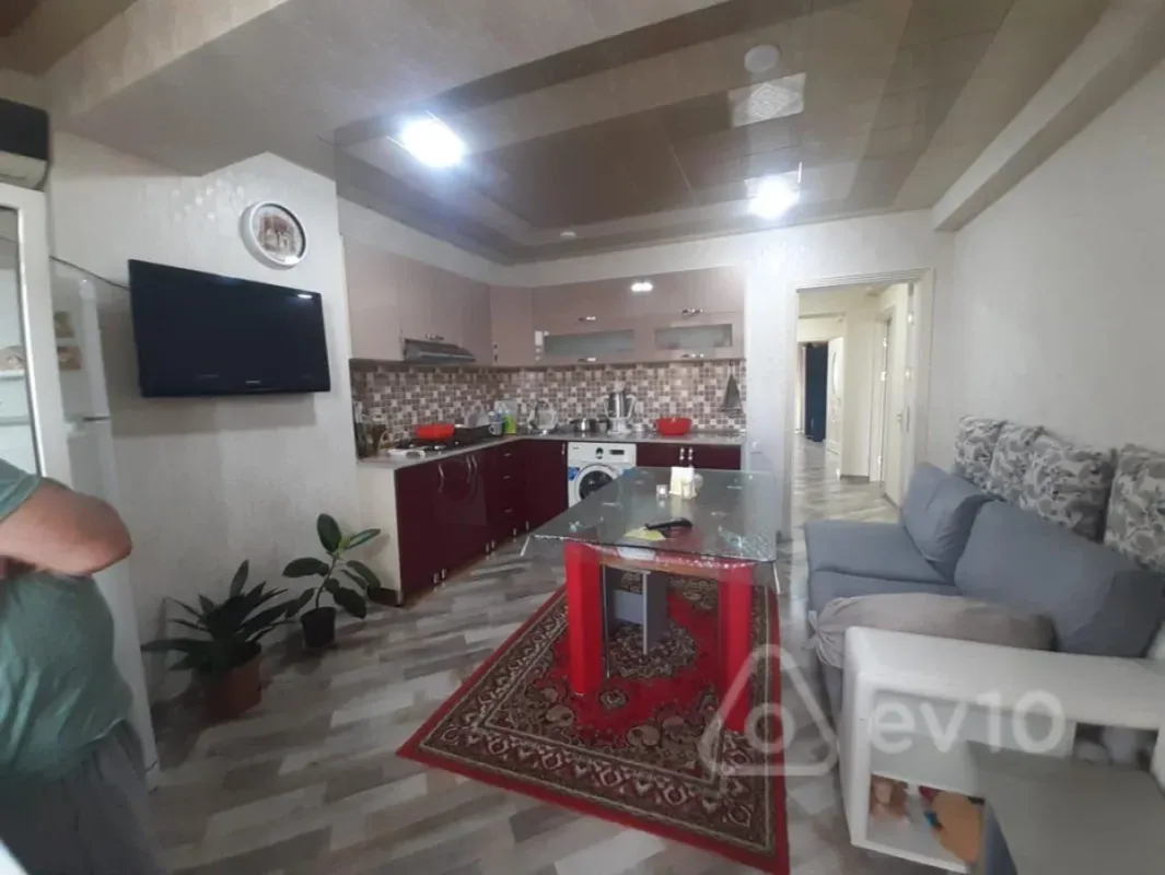 Satılır 3 otaqlı yeni tikili 135 m²