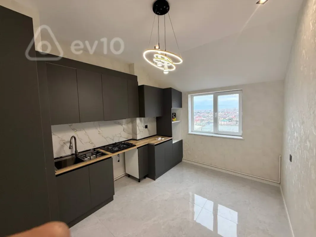 Satılır 2 otaqlı yeni tikili 76 m²