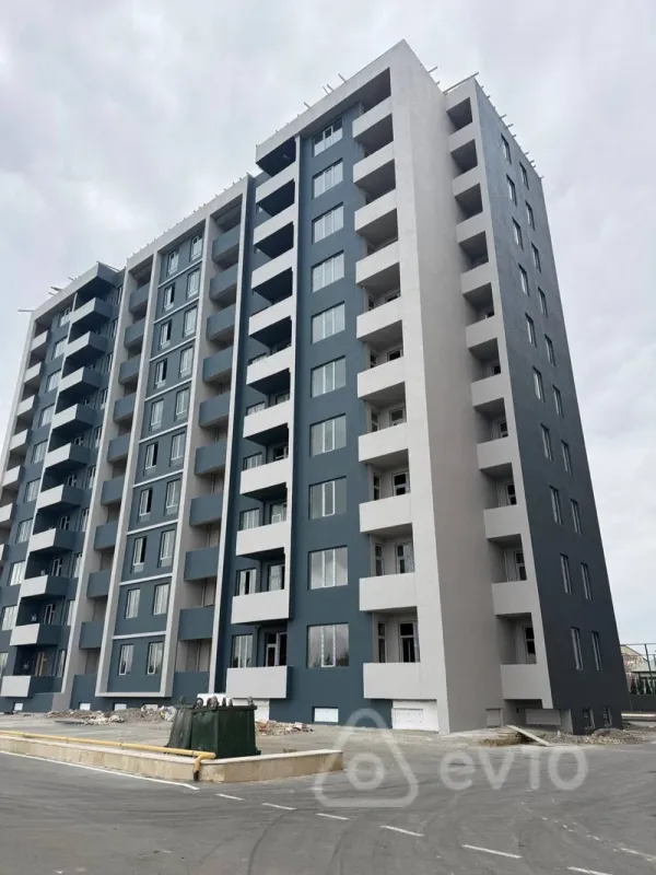 Satılır 2 otaqlı yeni tikili 76 m²