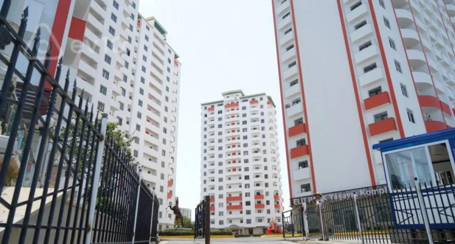 Kirayə verilir 3 otaqlı yeni tikili 141 m²