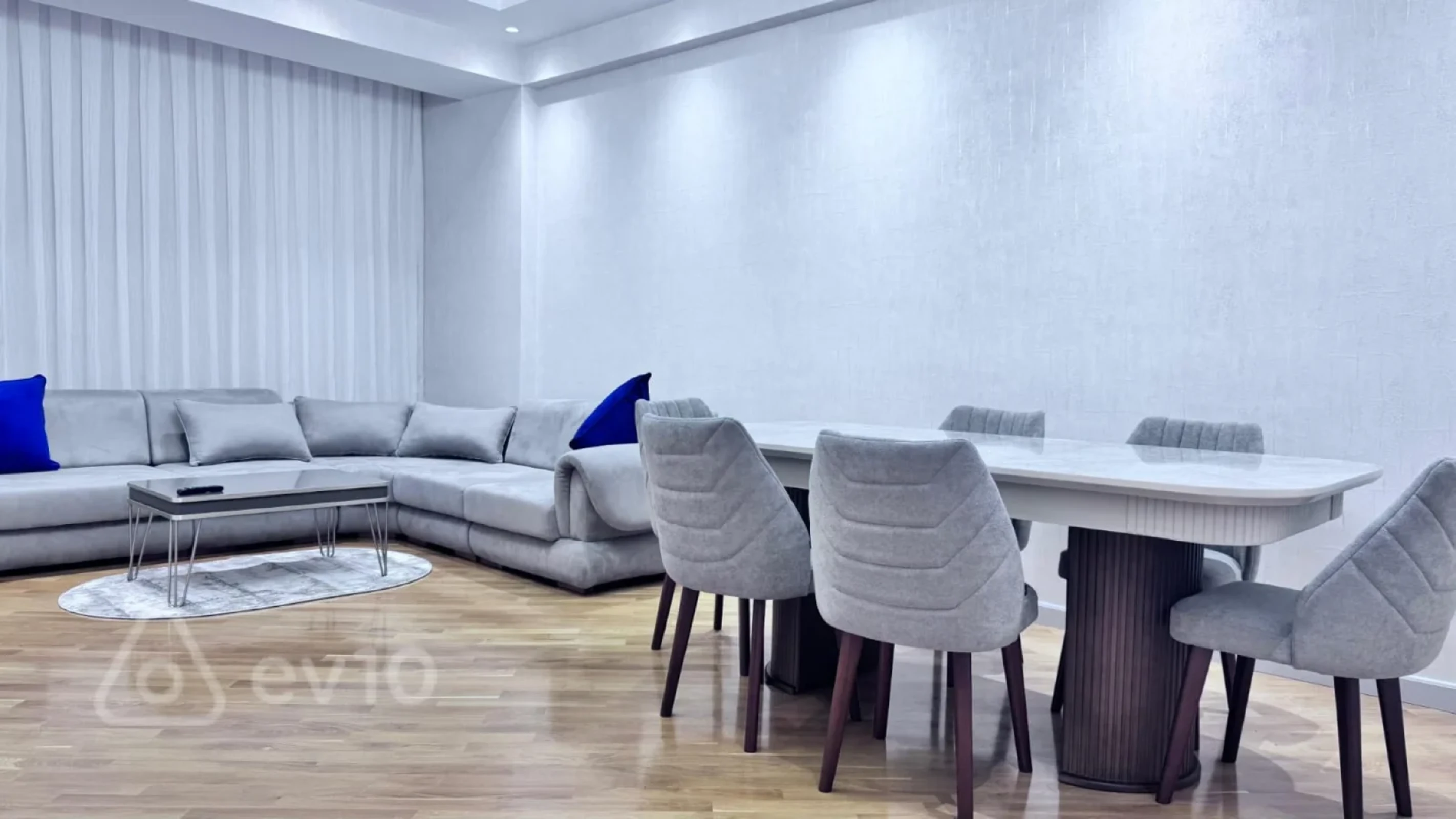 Kirayə verilir 3 otaqlı yeni tikili 141 m²