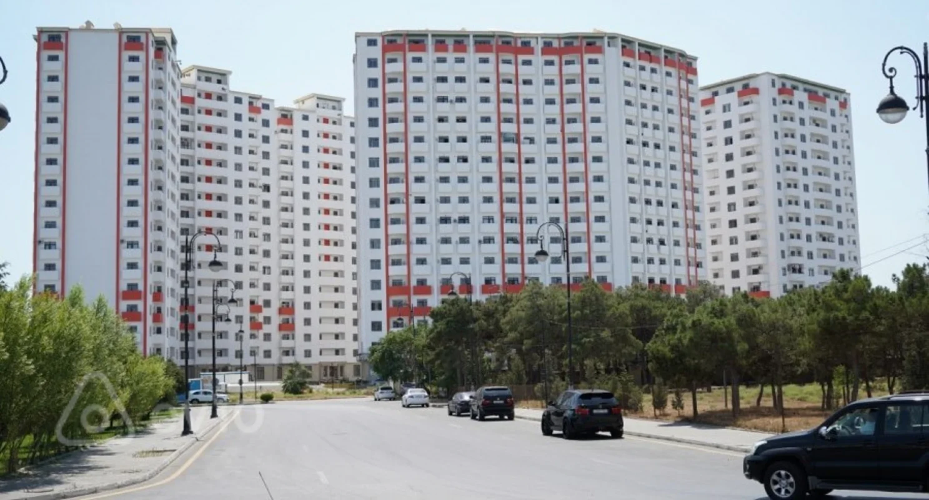 Kirayə verilir 3 otaqlı yeni tikili 141 m²