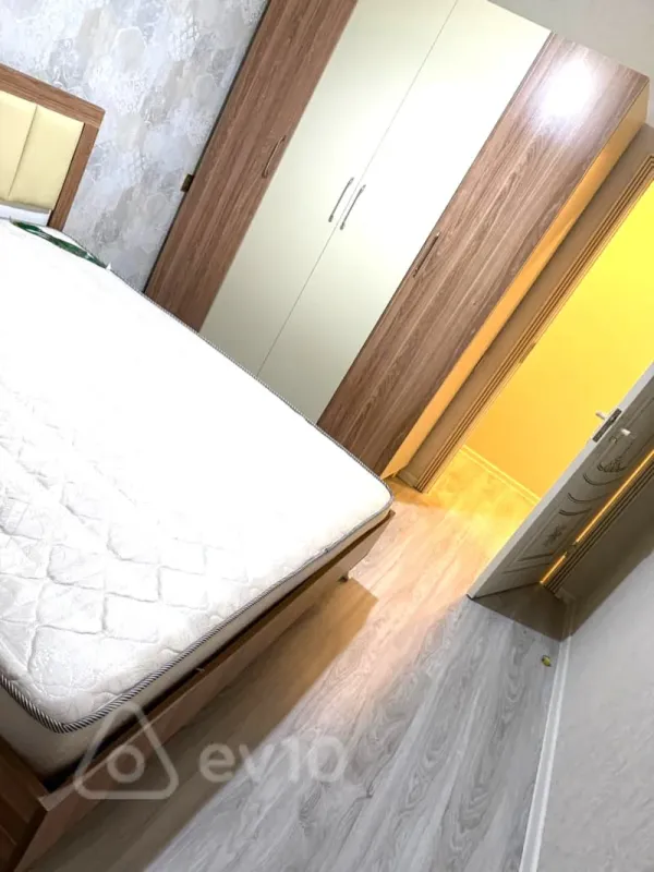 Kirayə verilir 3 otaqlı yeni tikili 90 m²
