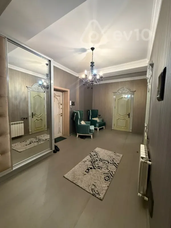 Kirayə verilir 2 otaqlı yeni tikili 95 m²