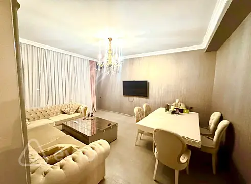 Kirayə verilir 2 otaqlı yeni tikili 95 m²