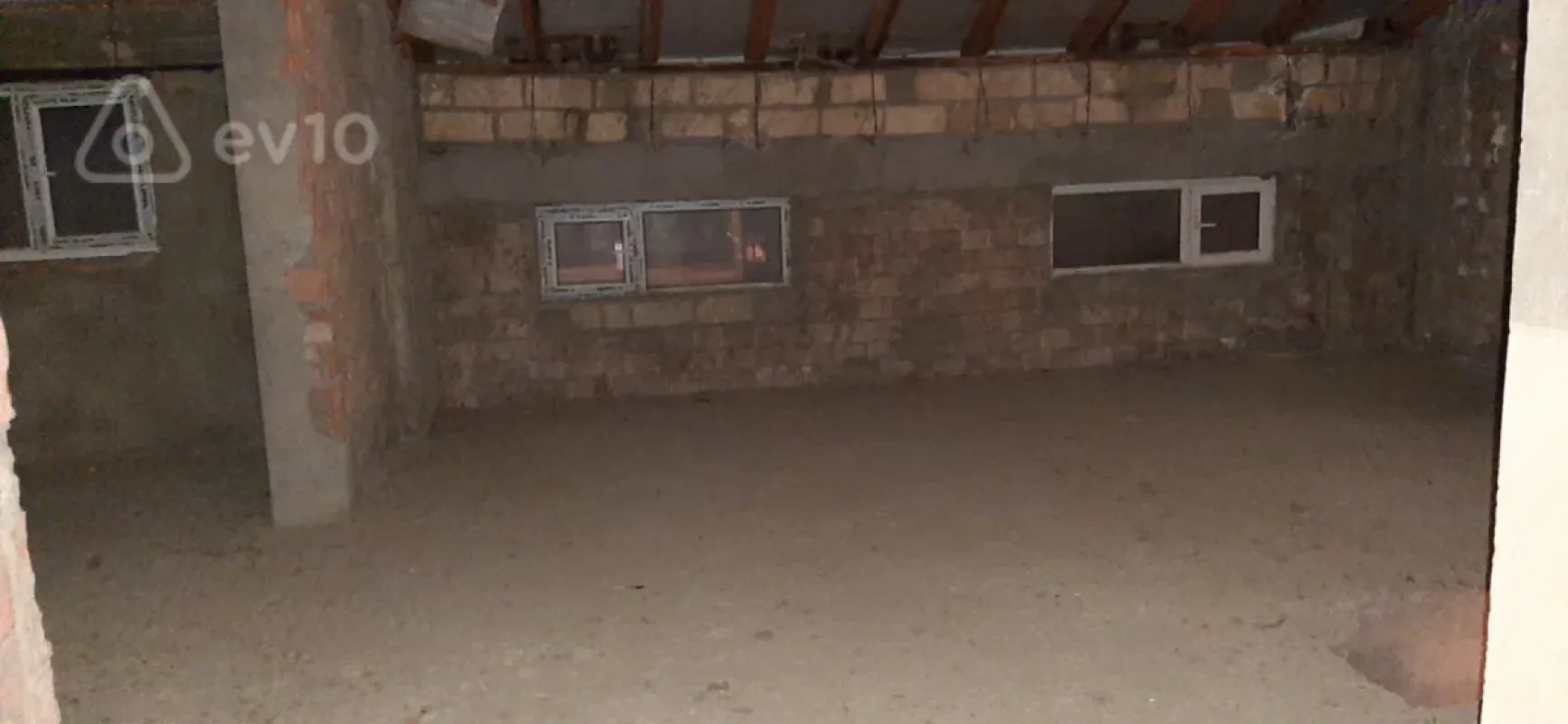 Satılır 6 otaqlı yeni tikili 214 m²