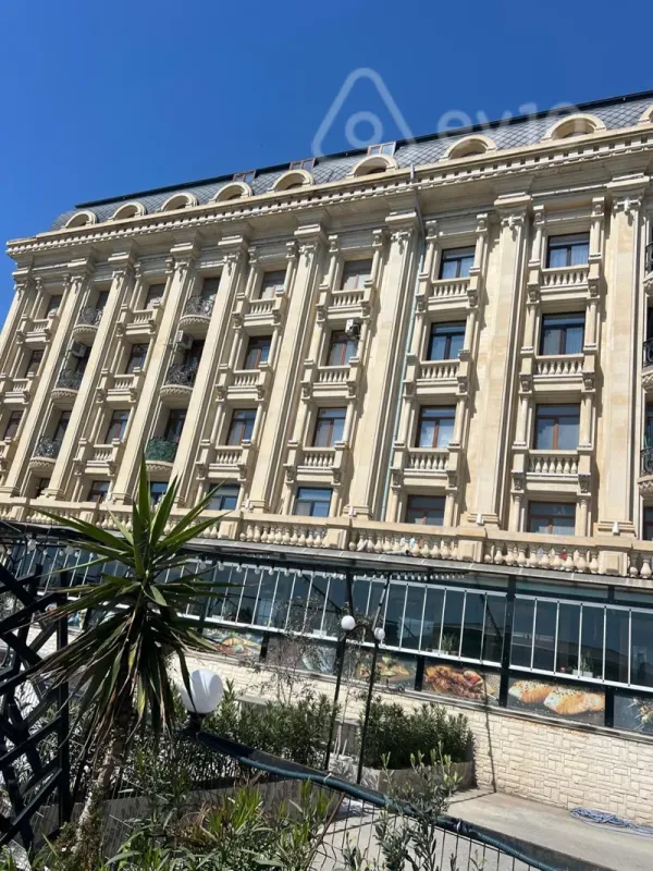 Satılır 6 otaqlı yeni tikili 214 m²