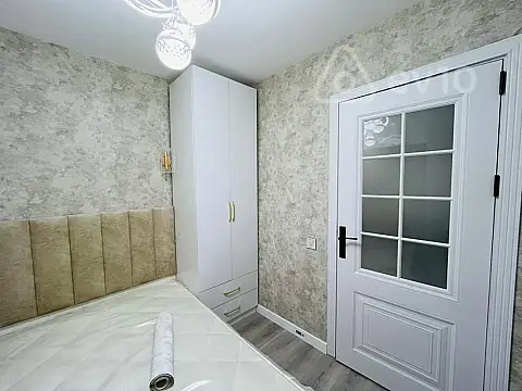 Satılır 2 otaqlı köhnə tikili 35 m²