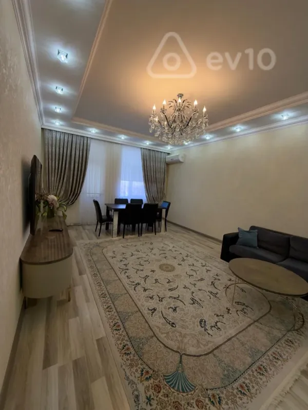 Satılır 3 otaqlı yeni tikili 110 m²