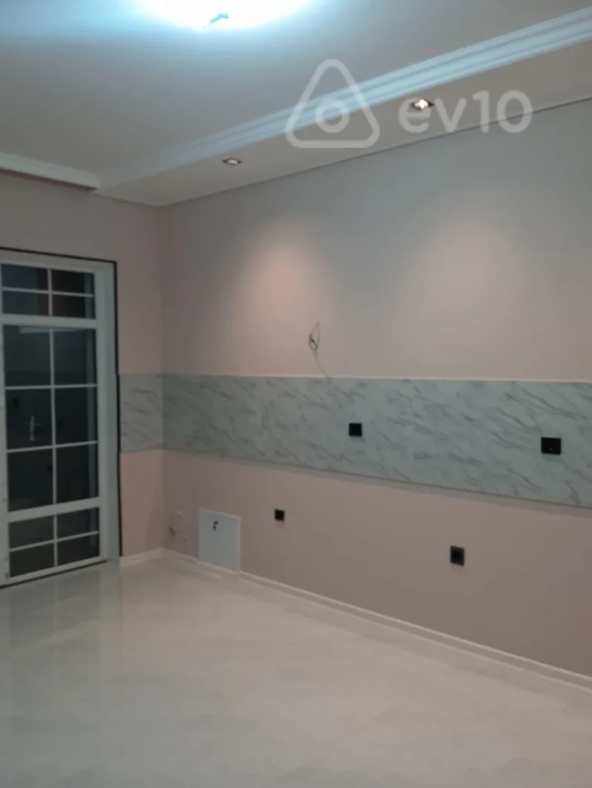 Satılır 4 otaqlı həyət evi 129 m²