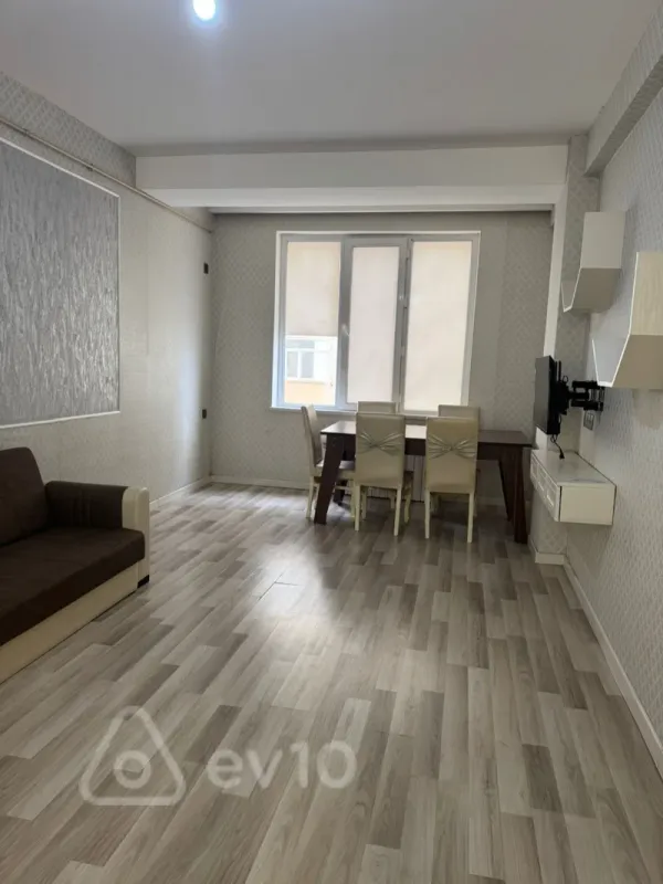 Kirayə verilir 2 otaqlı yeni tikili 60 m²