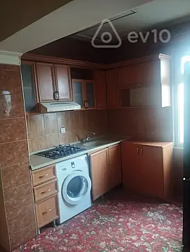 Kirayə verilir 3 otaqlı köhnə tikili 76 m²