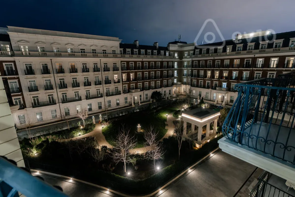 Kirayə verilir 3 otaqlı yeni tikili 120 m²