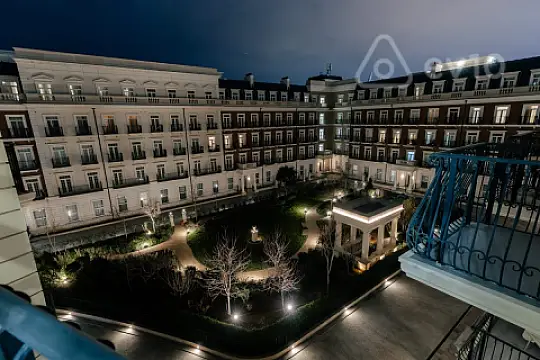 Kirayə verilir 3 otaqlı yeni tikili 120 m²