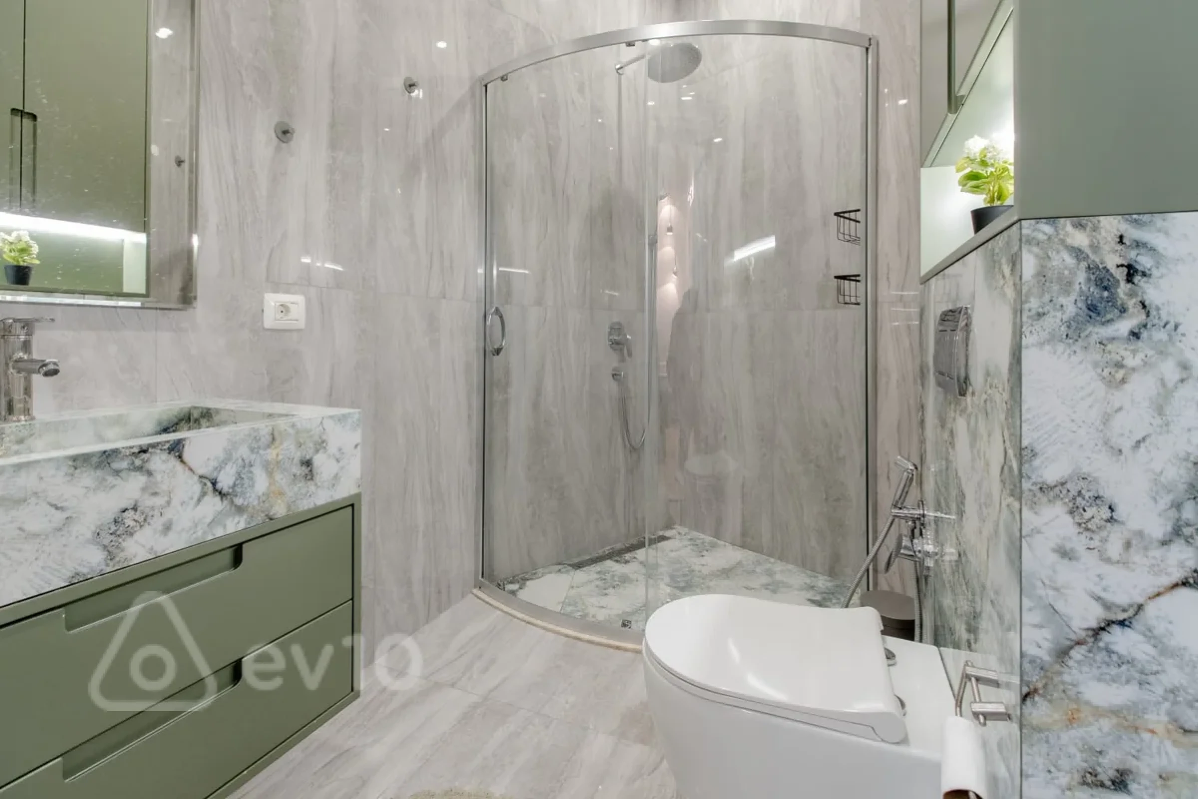 Kirayə verilir 3 otaqlı yeni tikili 120 m²