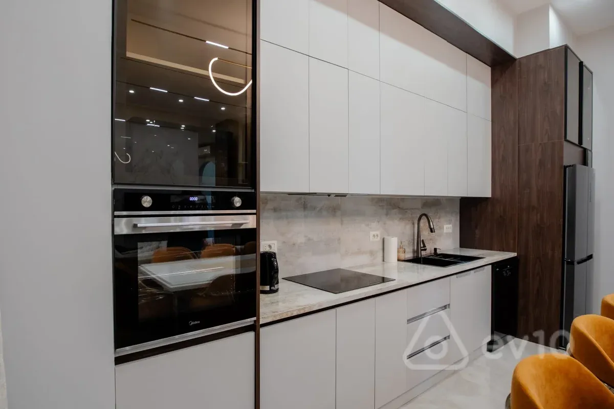 Kirayə verilir 3 otaqlı yeni tikili 120 m²