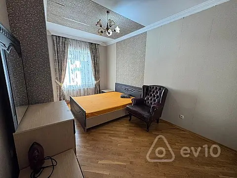 Kirayə verilir 3 otaqlı yeni tikili 100 m²