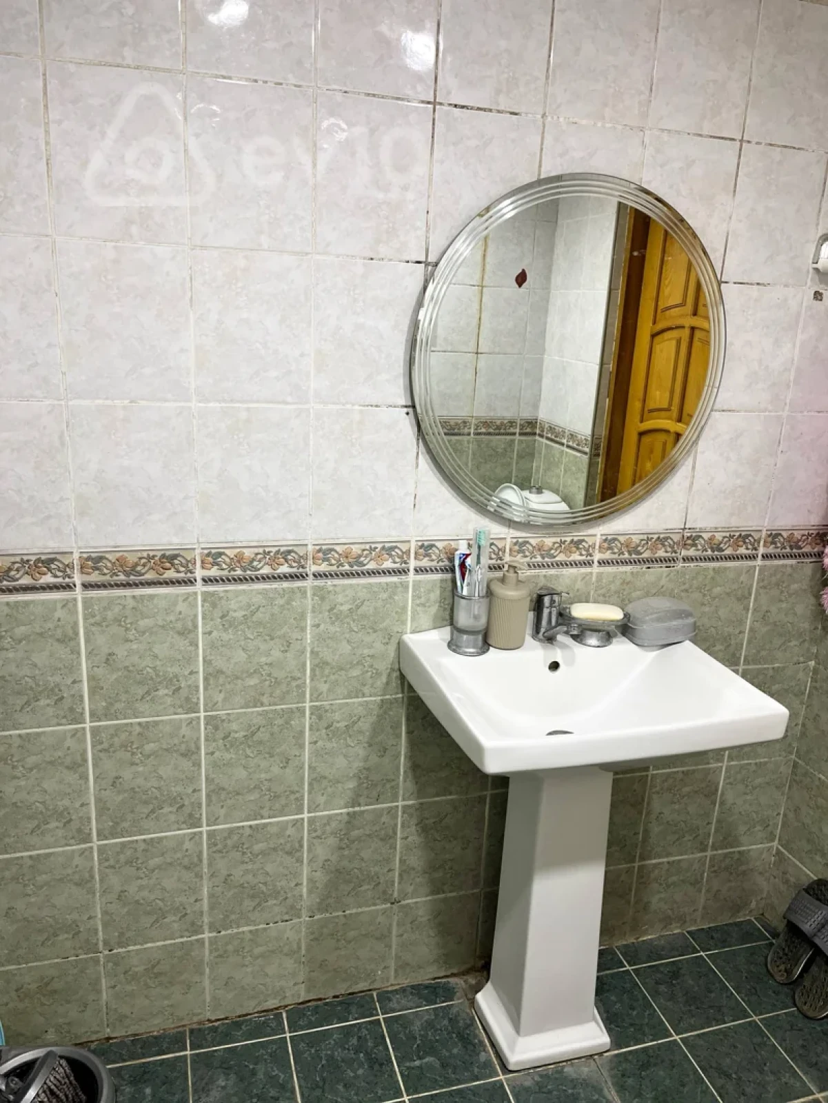 Kirayə verilir 2 otaqlı köhnə tikili 80 m²