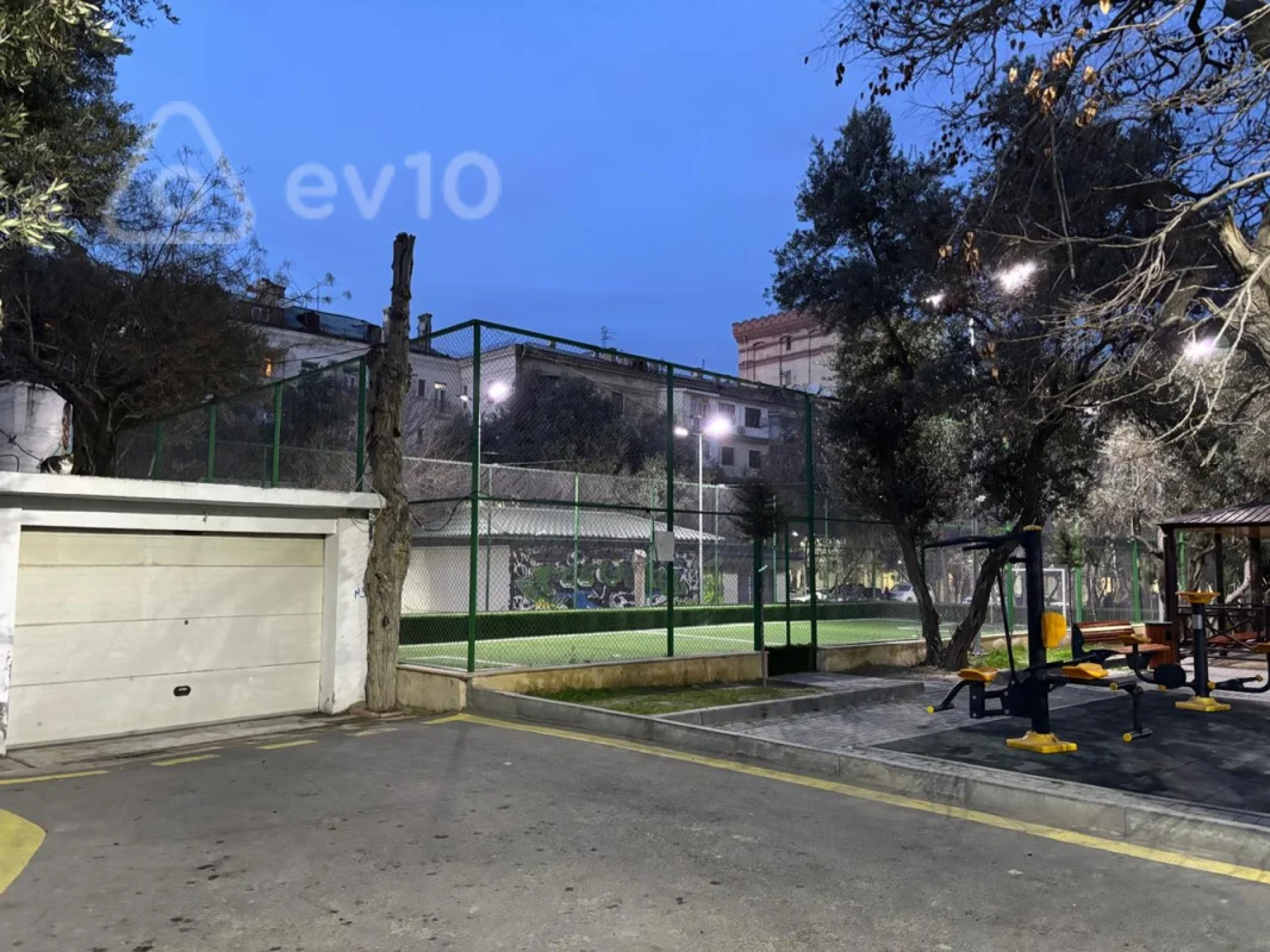 Kirayə verilir 3 otaqlı ofis 100 m²