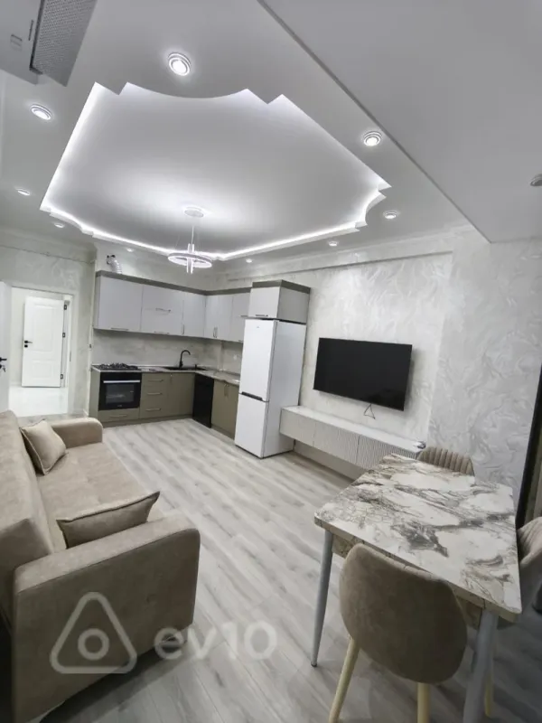 Kirayə verilir 2 otaqlı yeni tikili 66 m²