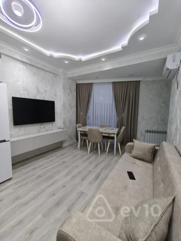 Kirayə verilir 2 otaqlı yeni tikili 66 m²
