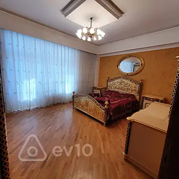 Kirayə verilir 2 otaqlı yeni tikili 100 m²