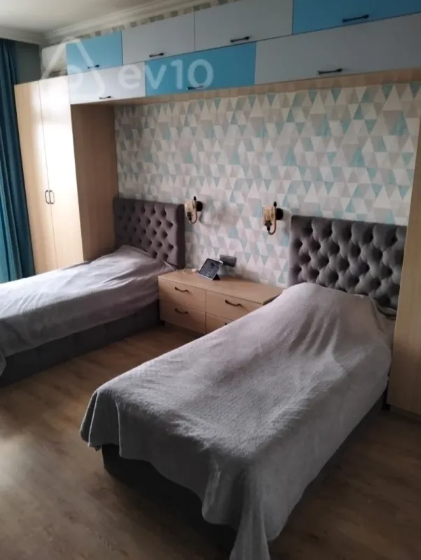 Satılır 3 otaqlı yeni tikili 123.1 m²