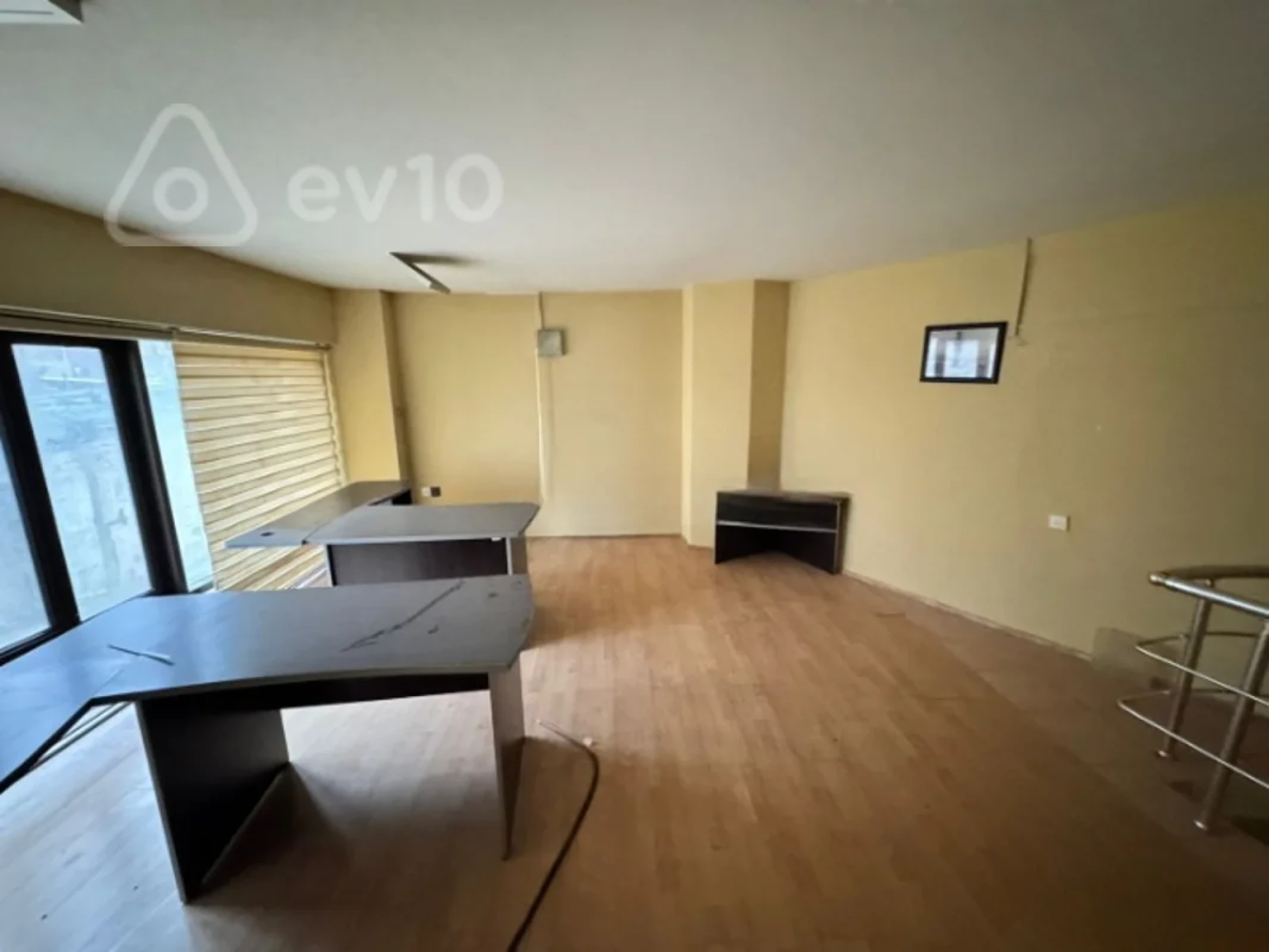 Kirayə verilir mənzil 320 m²