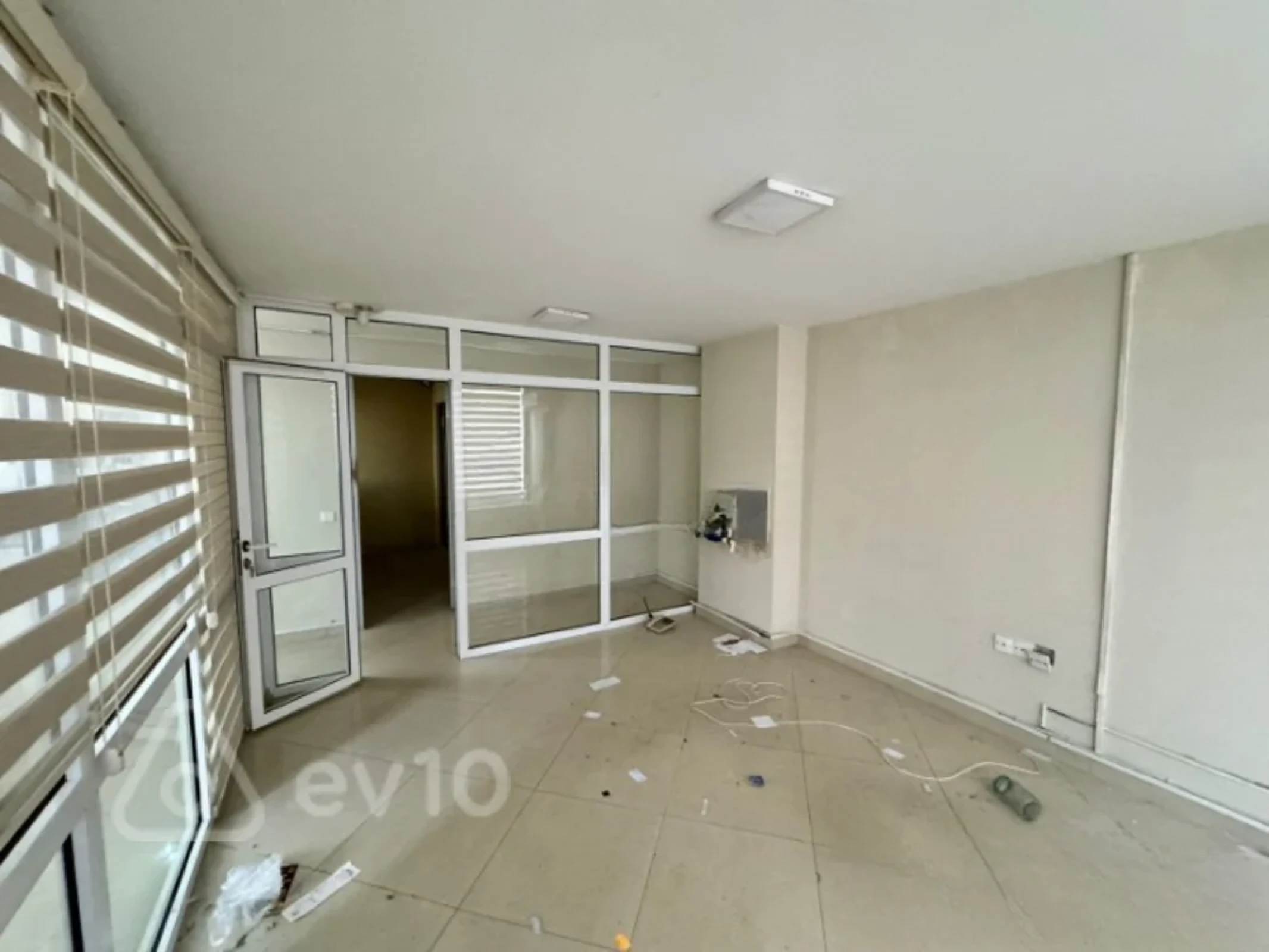 Kirayə verilir mənzil 320 m²