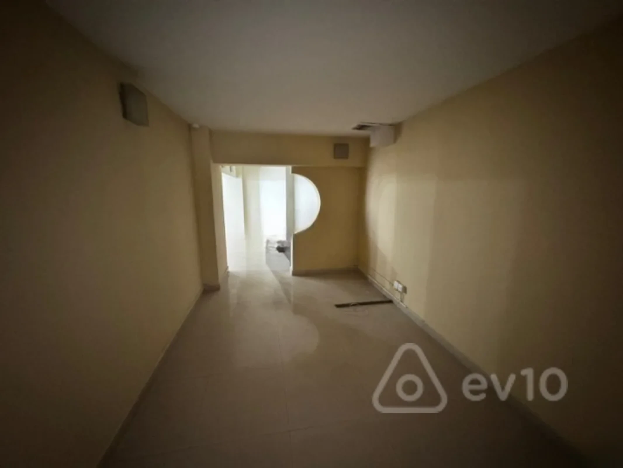Kirayə verilir mənzil 320 m²