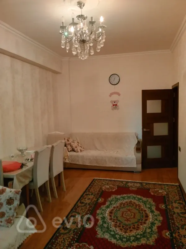 Kirayə verilir 2 otaqlı yeni tikili 60 m²