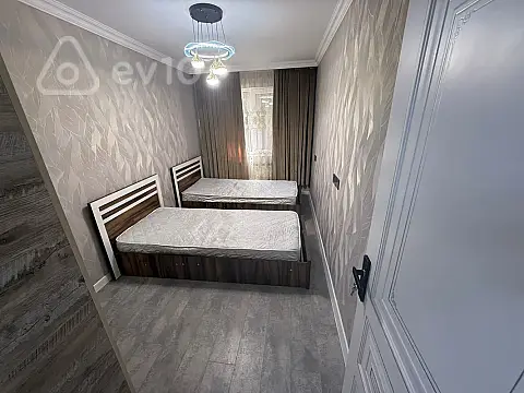Kirayə verilir 3 otaqlı köhnə tikili 70 m²