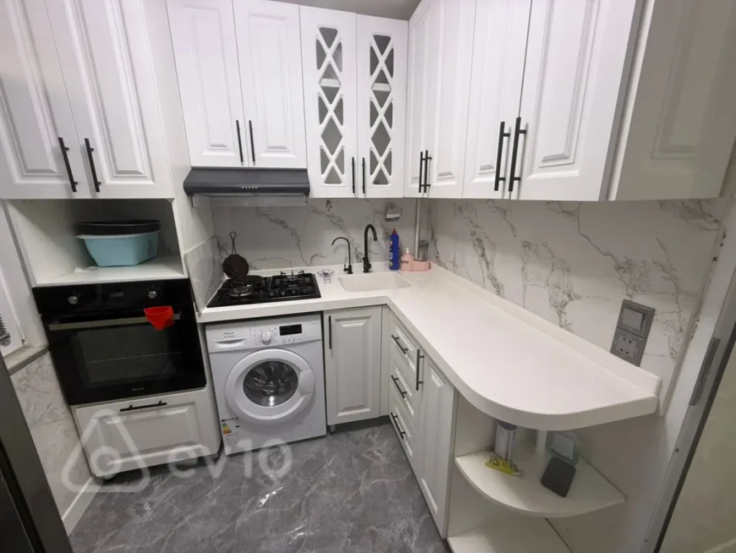 Kirayə verilir 3 otaqlı köhnə tikili 70 m²