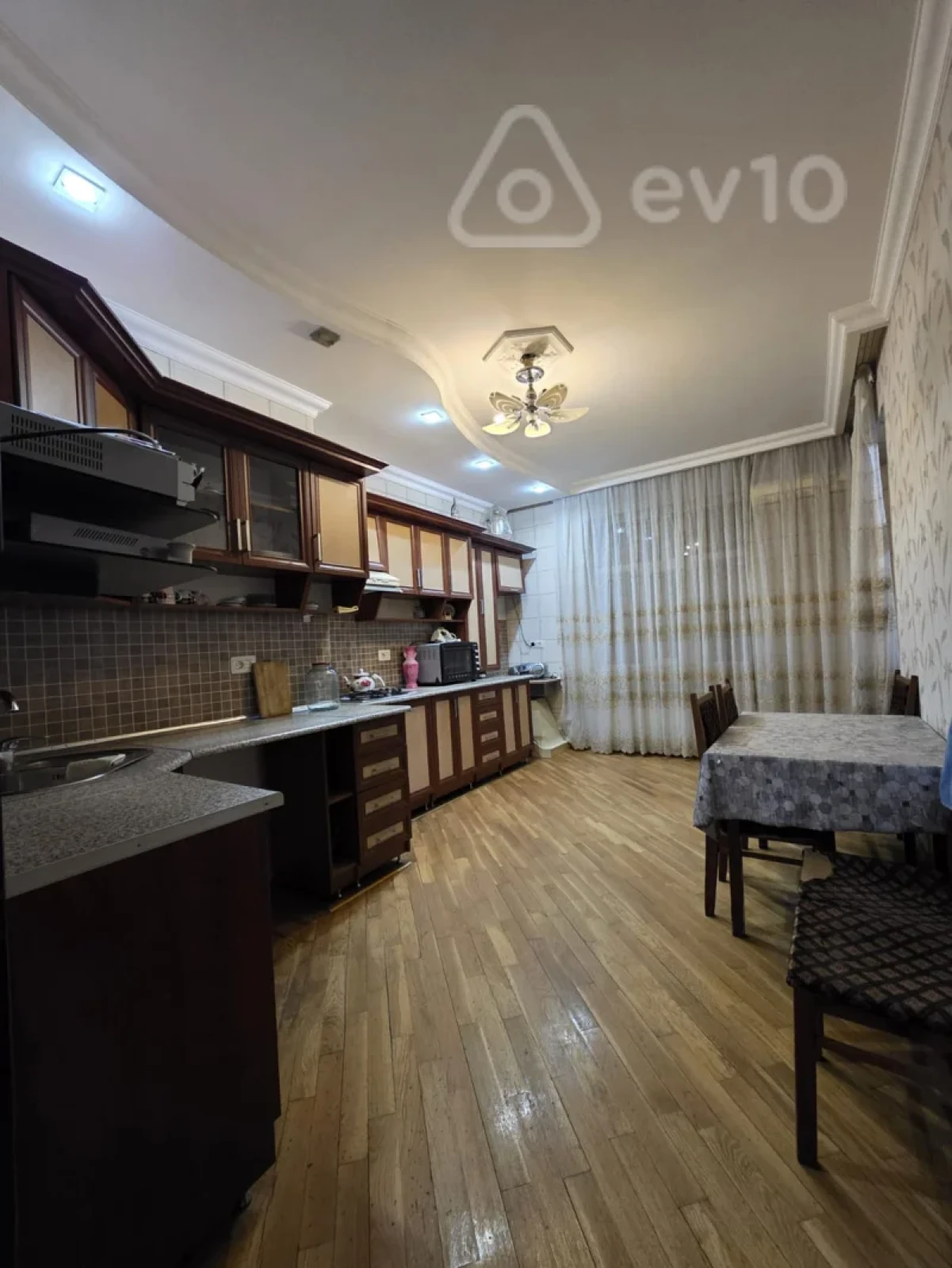 Satılır 3 otaqlı yeni tikili 106 m²
