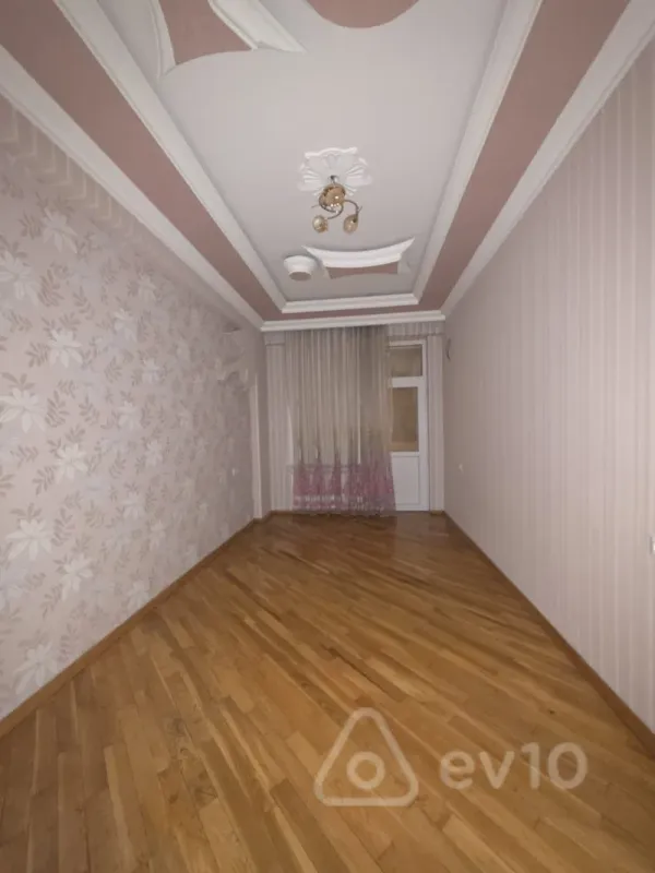 Satılır 3 otaqlı yeni tikili 106 m²