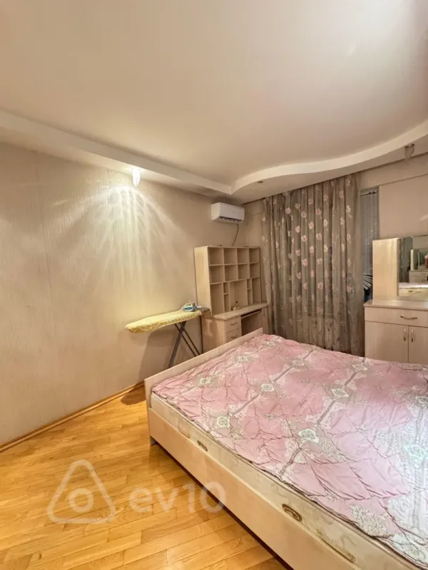 Kirayə verilir 2 otaqlı yeni tikili 100 m²