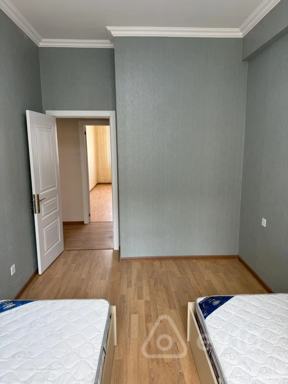 Kirayə verilir 3 otaqlı yeni tikili 70 m²