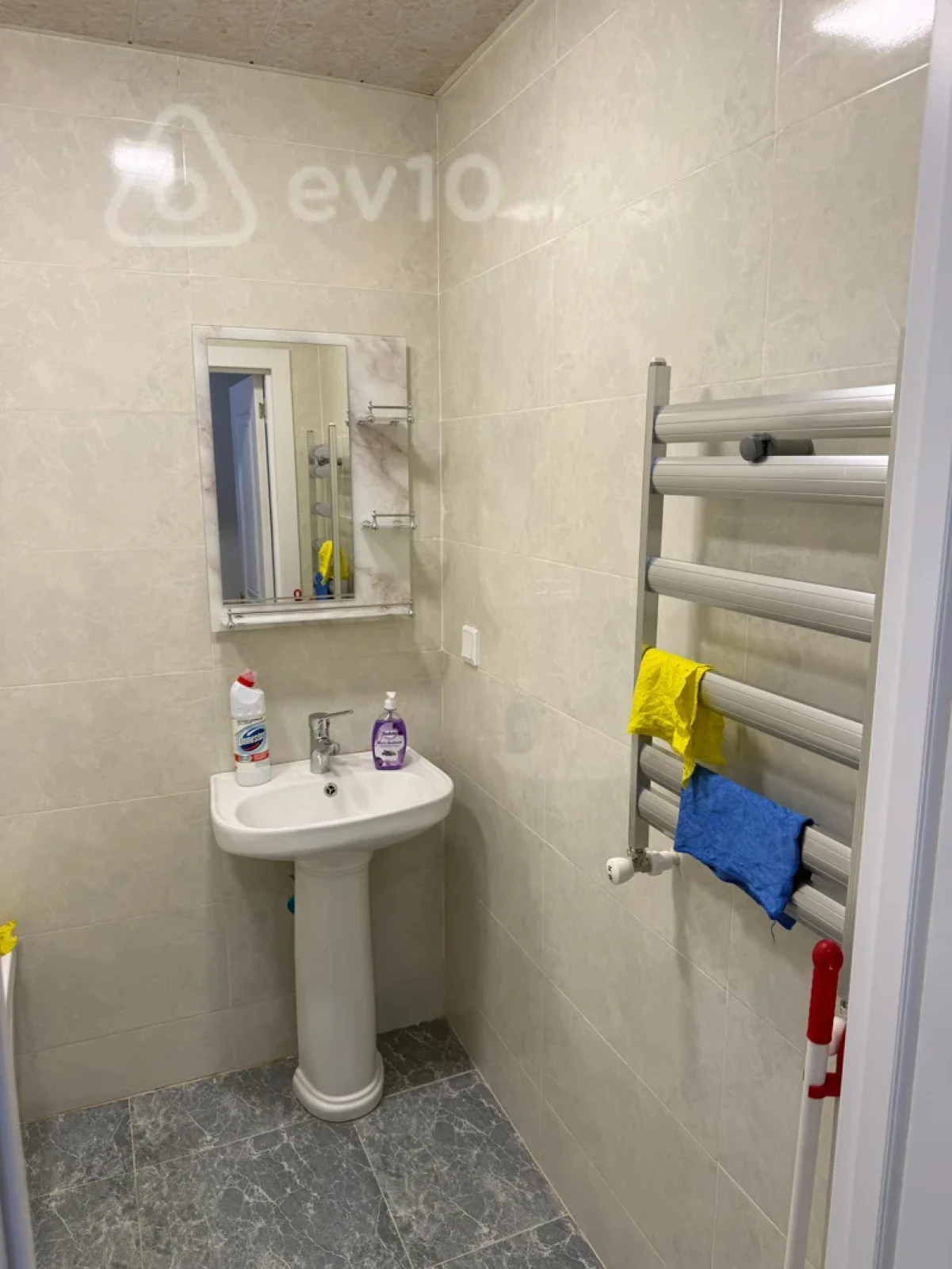 Kirayə verilir 3 otaqlı yeni tikili 70 m²