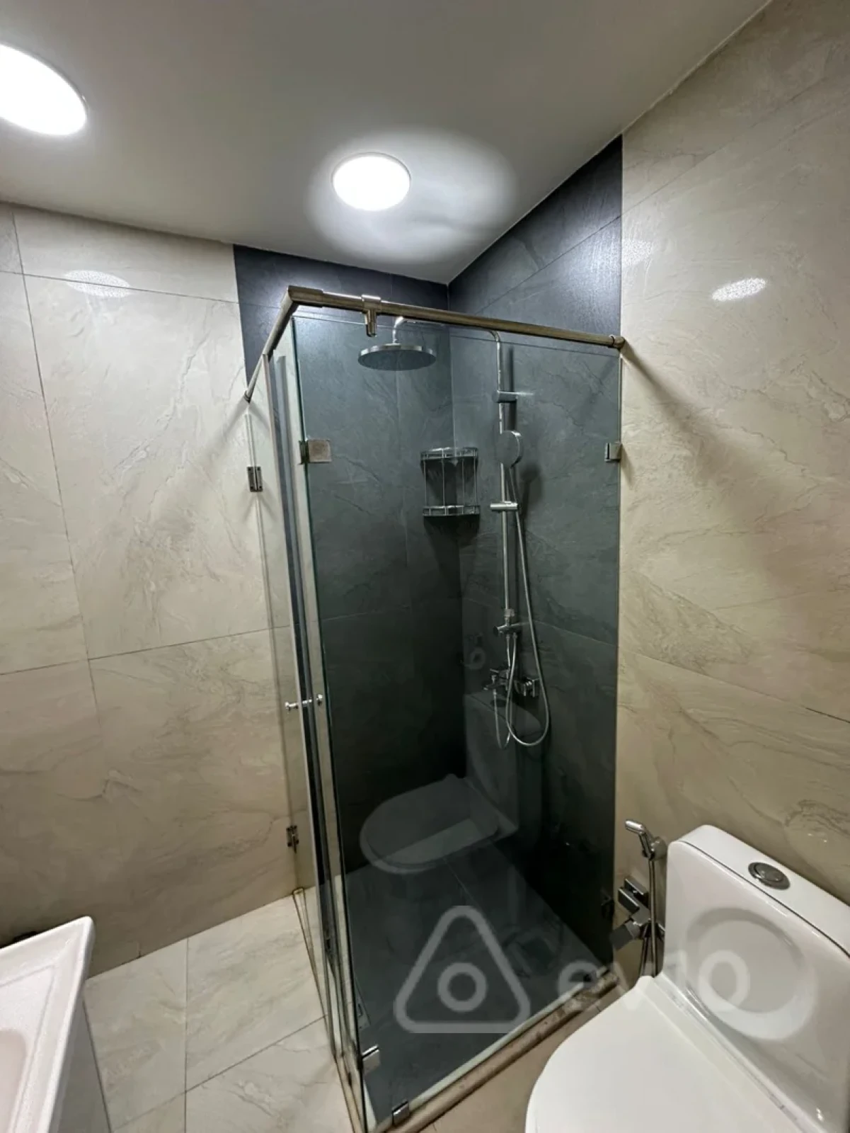 Kirayə verilir 3 otaqlı yeni tikili 105 m²