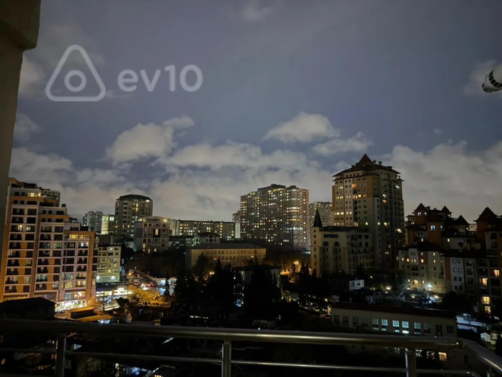 Kirayə verilir 3 otaqlı yeni tikili 135 m²