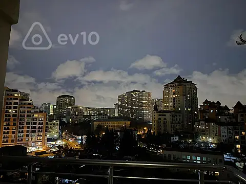 Kirayə verilir 3 otaqlı yeni tikili 135 m²