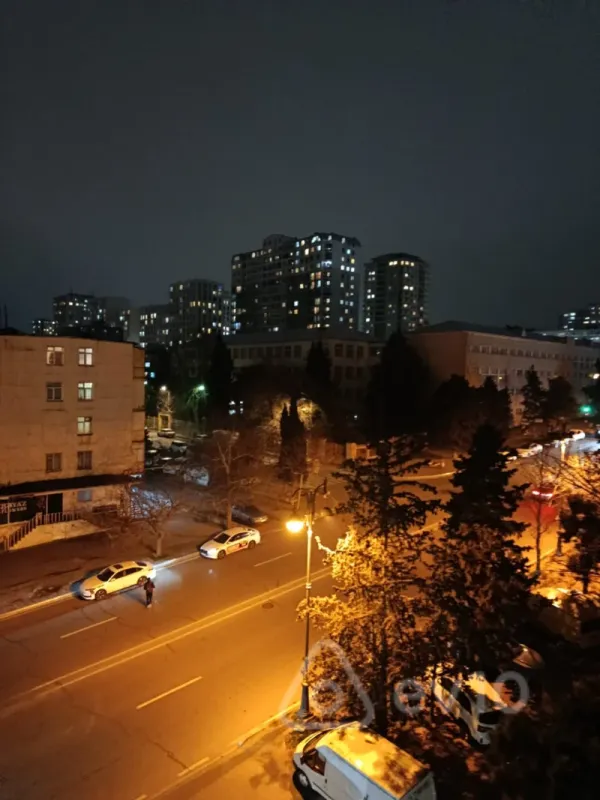 Satılır 1 otaqlı köhnə tikili 30 m²