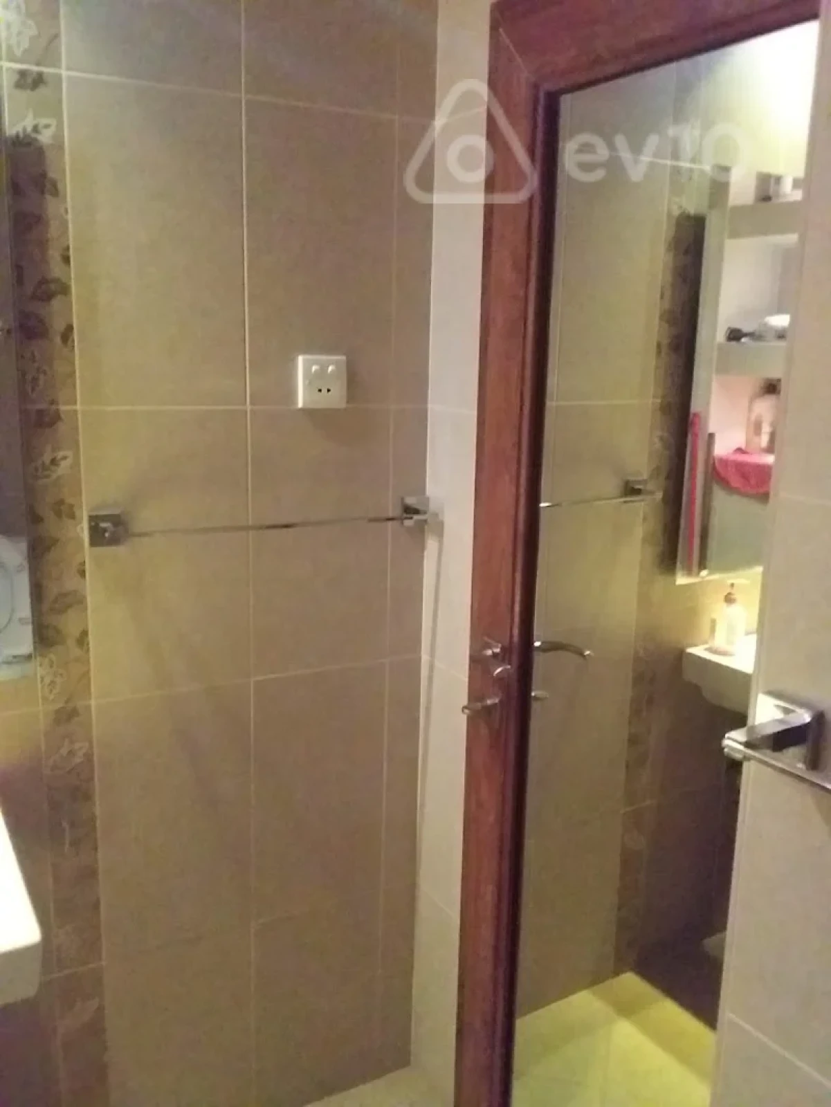 Kirayə verilir 3 otaqlı köhnə tikili 100 m²