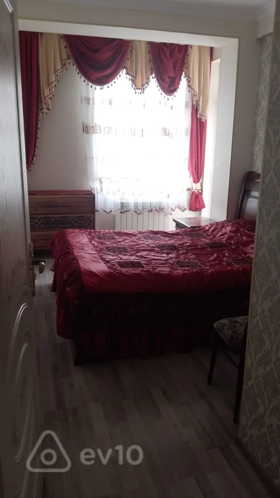 Kirayə verilir 3 otaqlı yeni tikili 80 m²