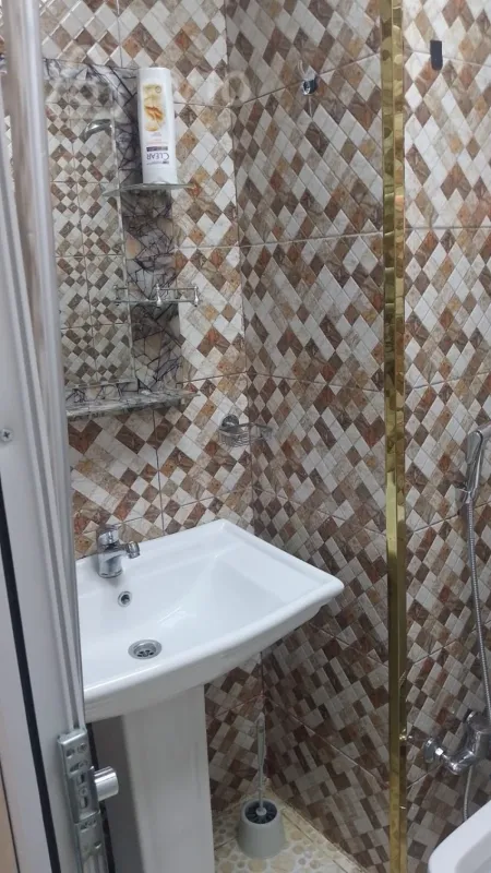 Kirayə verilir 3 otaqlı yeni tikili 80 m²