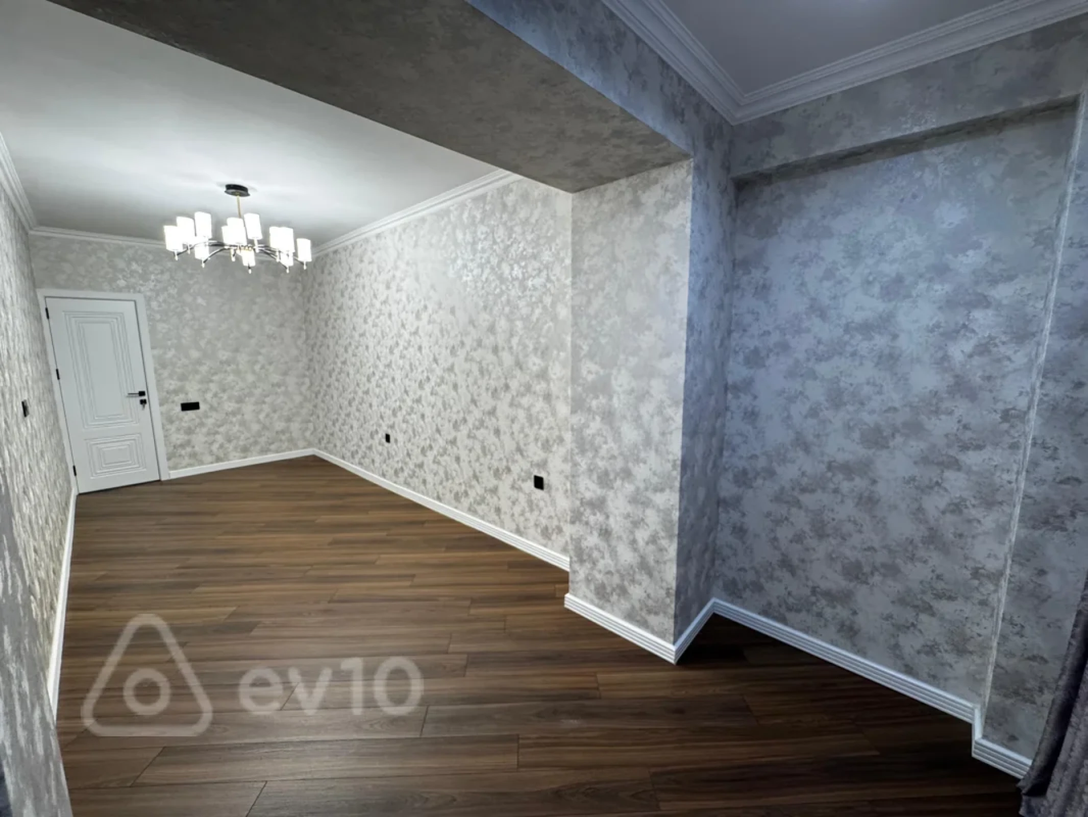 Satılır 2 otaqlı köhnə tikili 65 m²